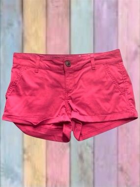 So Berry Pink Cuffed Hem Shorts
